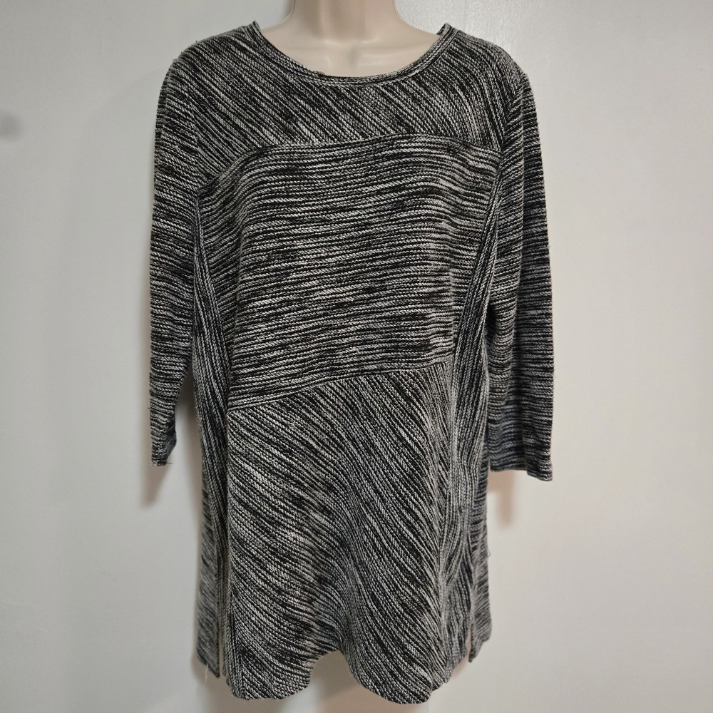 Zenergy by Chico's Size 2 (L) Black White Knit Tunic Pullover 3/4 Sleeve Sweater